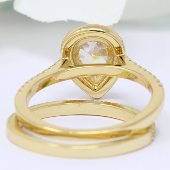 Teardrop Pear 1.25 Carat Pear CZ Bridal Ring 925 S - Picture 3 of 3